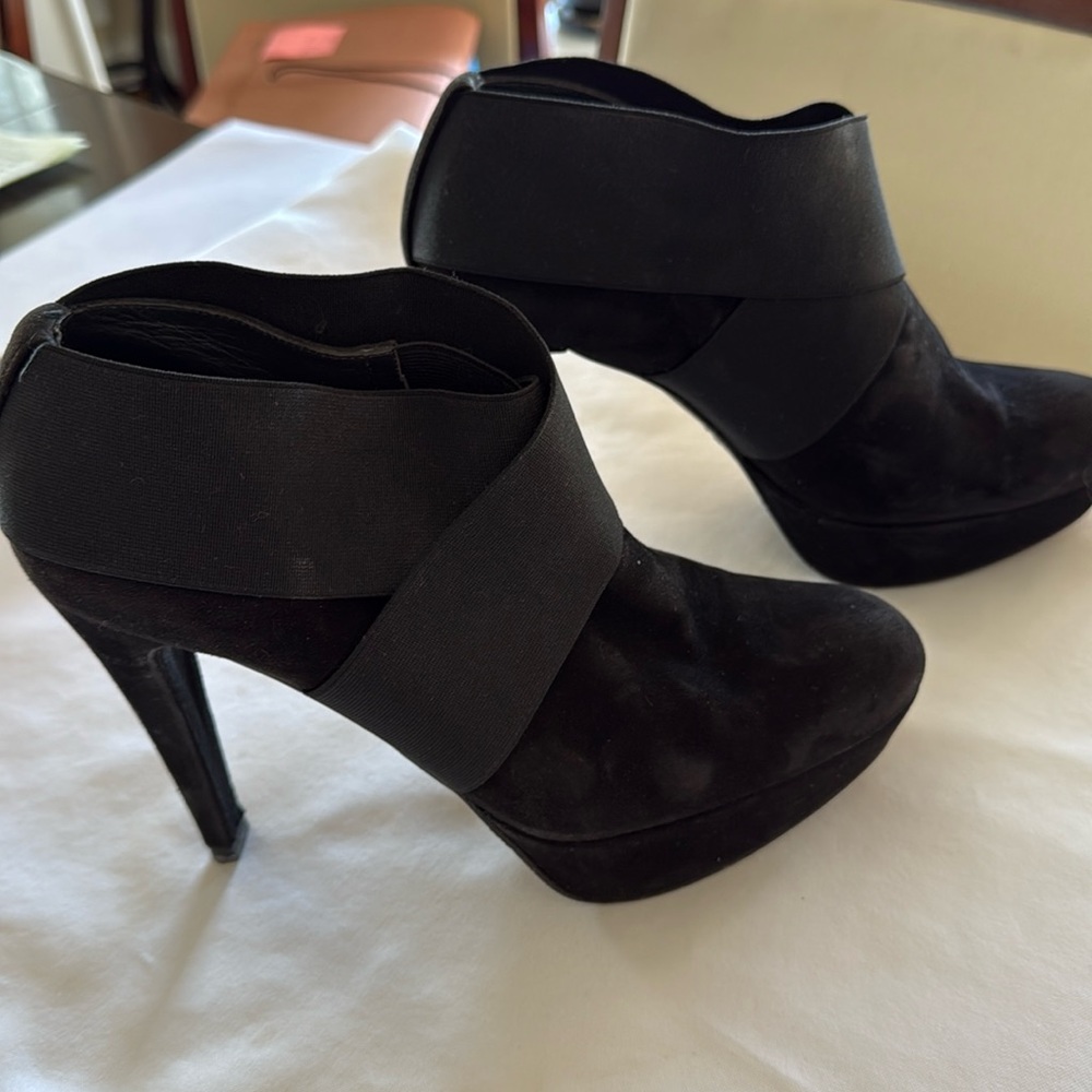 Stuart Weitzman boots
